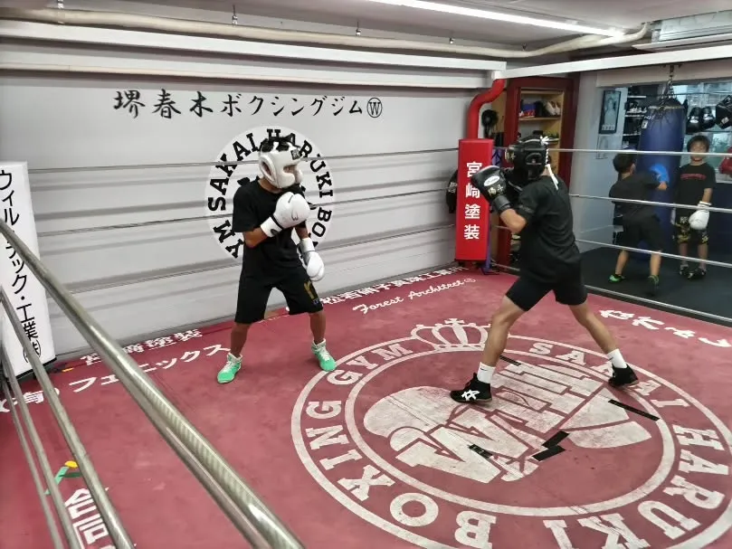 フィットネストレーニング風景~昨日は恒例の「水曜の会長レッス...