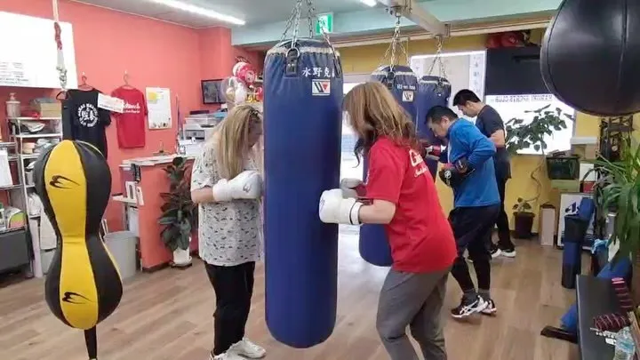 今日はオープンから大盛況🏋️‍♀️✨